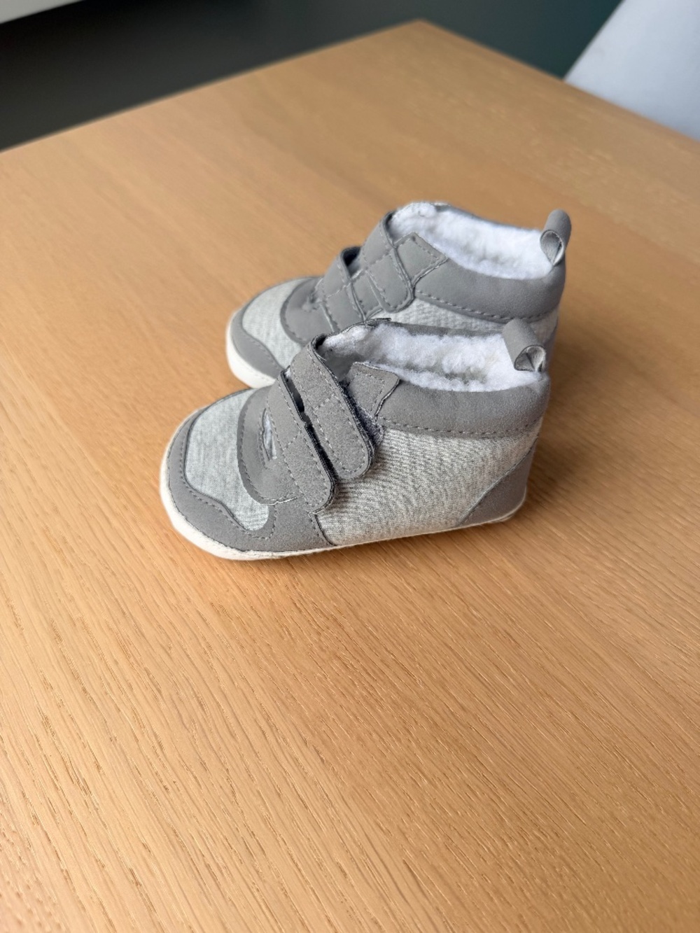 Carter's- Gray jersey-knit infant booties